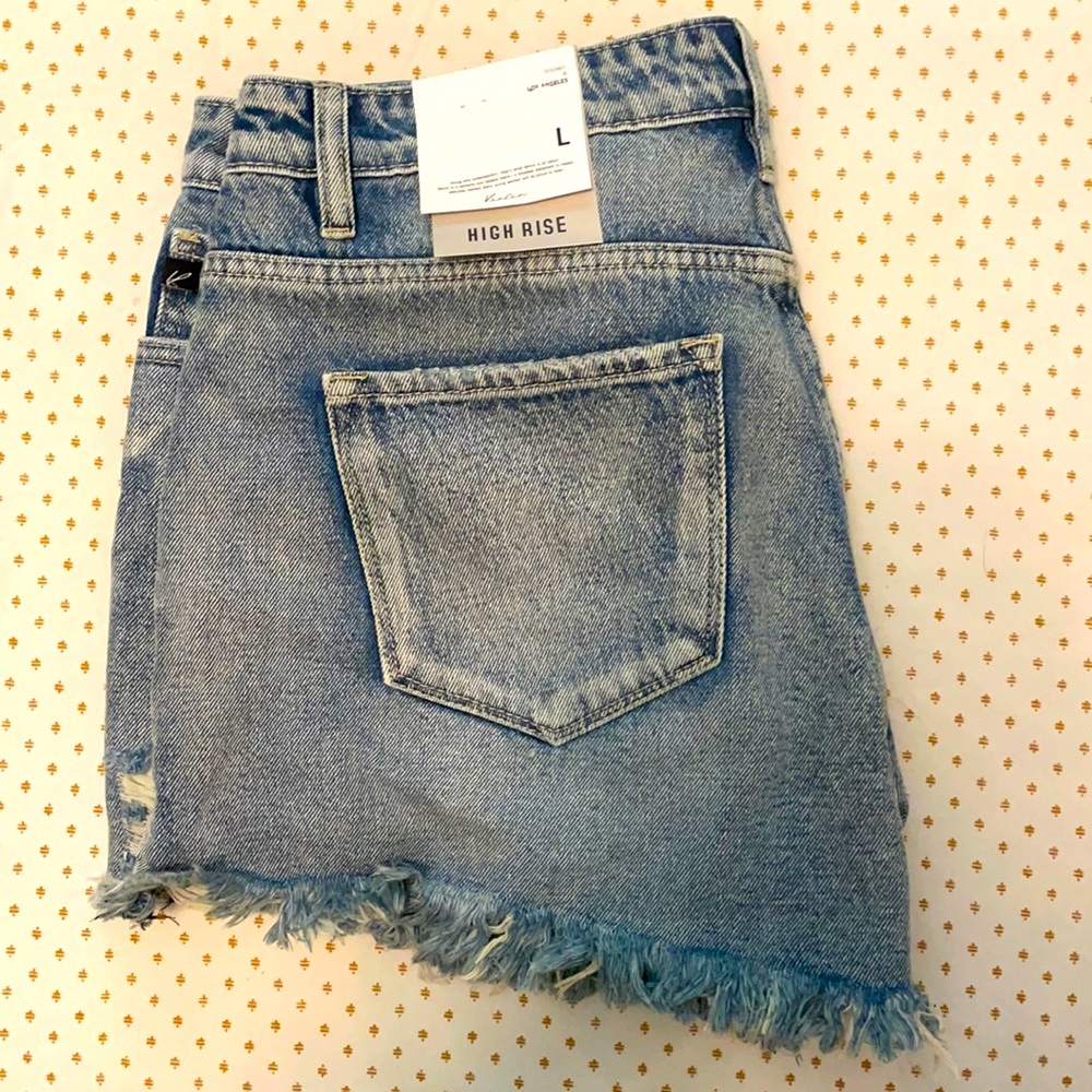 BRAND NEW Cut off SHORTS